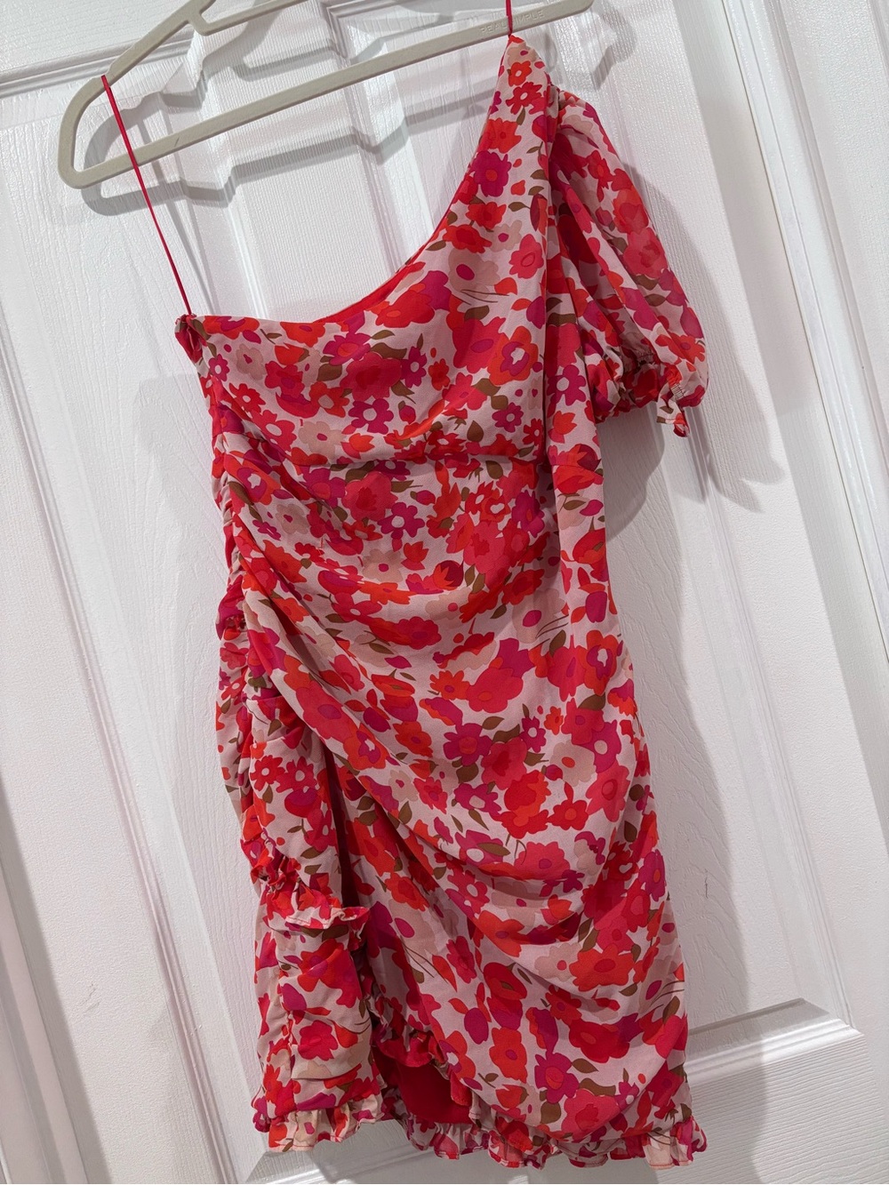 TCEC One-Shoulder Floral Mini Dress in Red, Pink and Cream